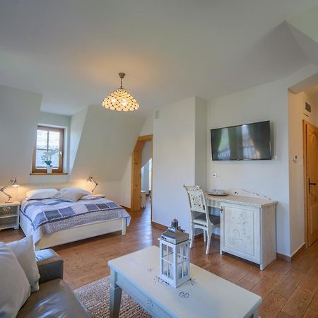 Aparthotel Butorowy Dwor Kościelisko Esterno foto