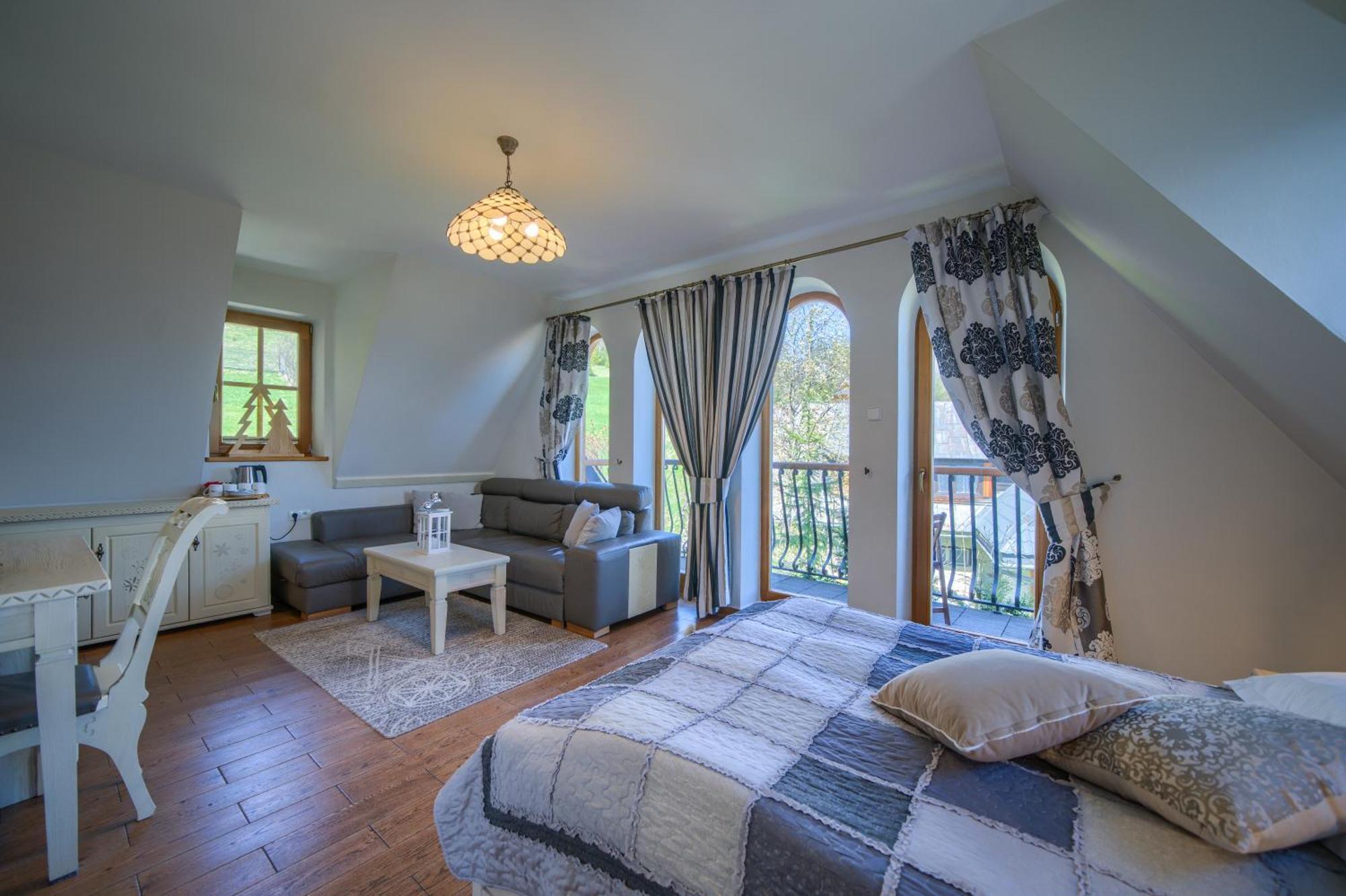 Aparthotel Butorowy Dwor Kościelisko Esterno foto