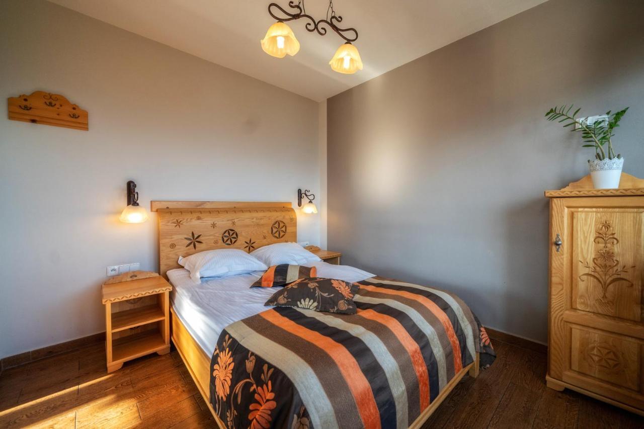 Aparthotel Butorowy Dwor Kościelisko Esterno foto